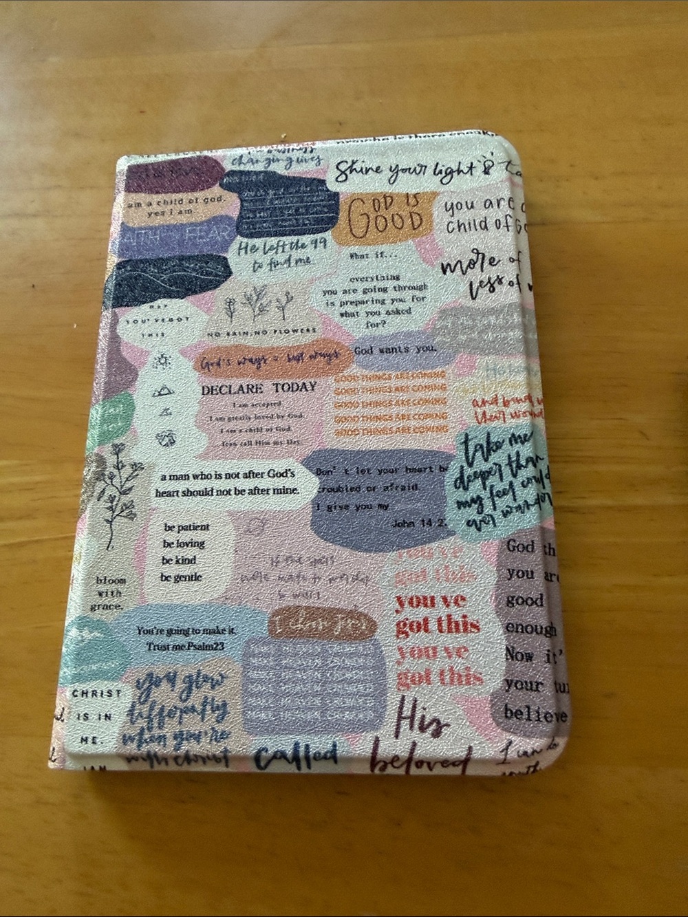 Patterned Tablet Cover with Inspirational Text - Multicolor